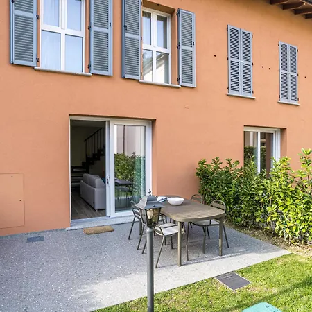 Guesthost - 3-room Apartment, Garden & Pool Lejlighed *